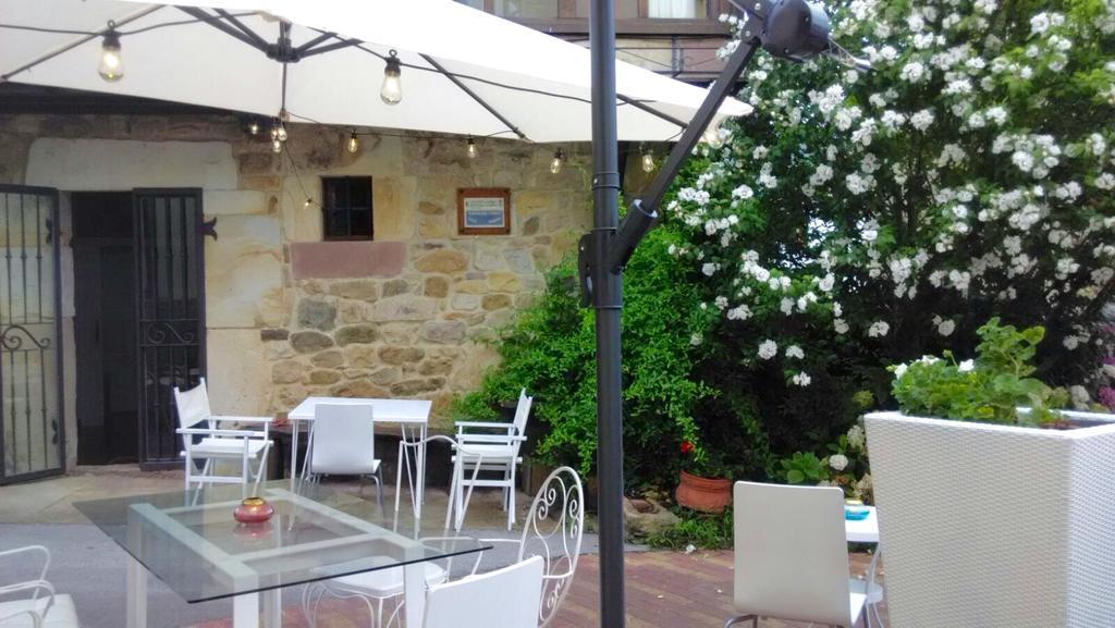 Posada La Casona De Ucieda ภายนอก รูปภาพ