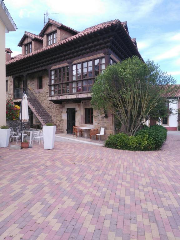 Posada La Casona De Ucieda ภายนอก รูปภาพ
